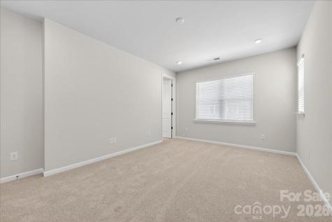 8426 Discovery Lane Charlotte NC 28216