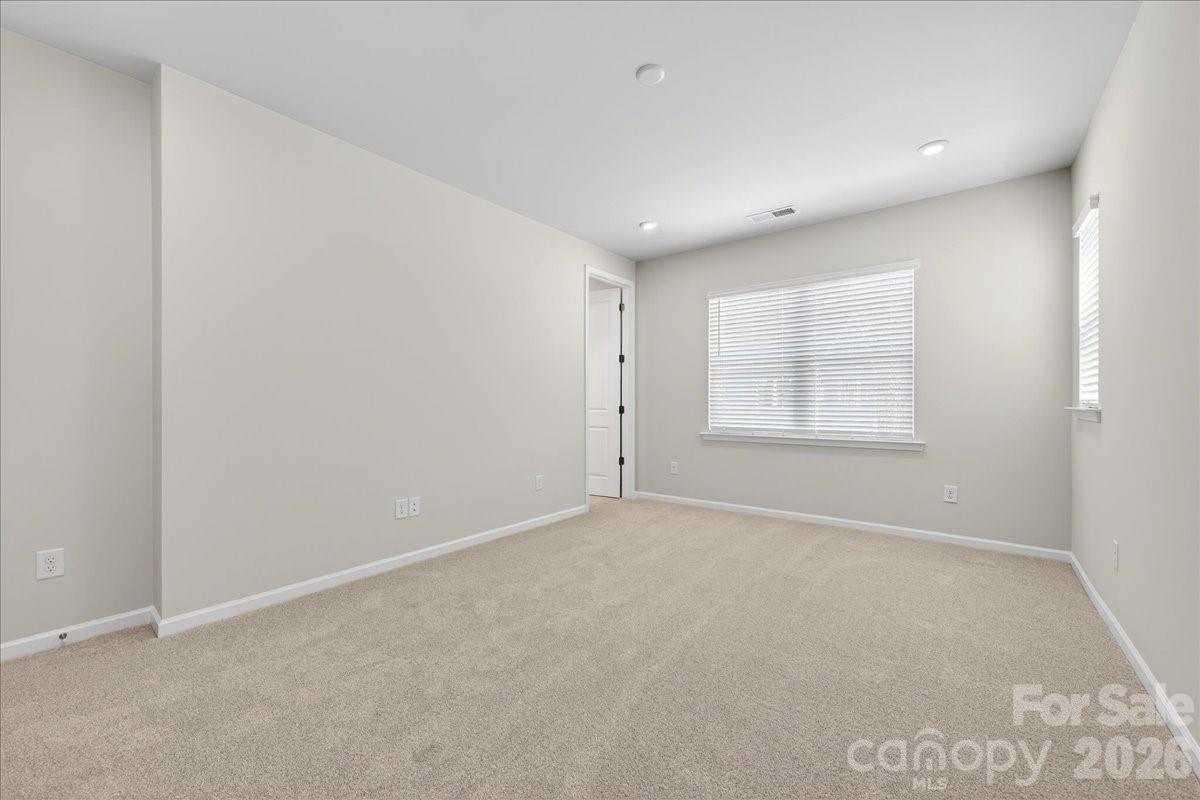 8426 Discovery Lane Charlotte NC 28216