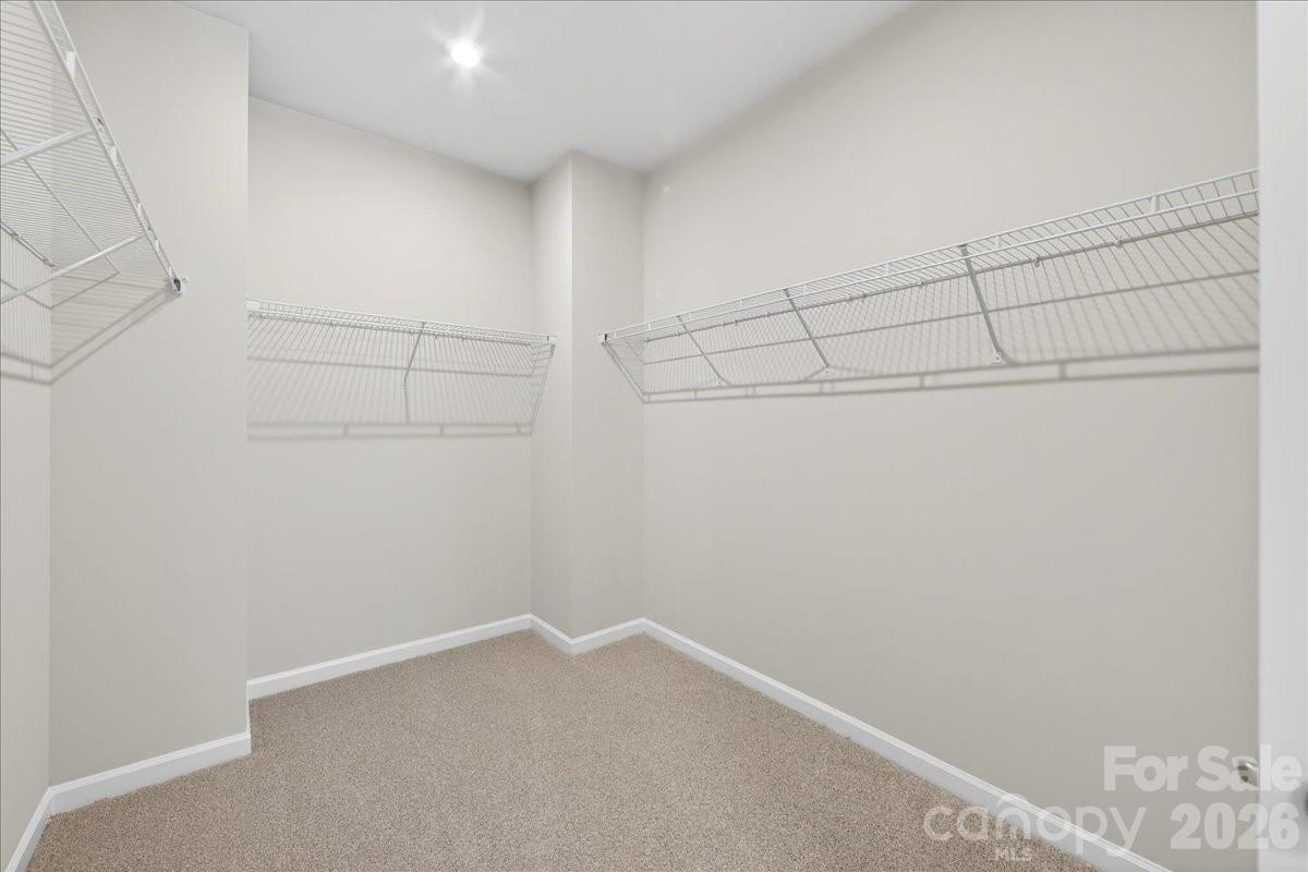 8426 Discovery Lane Charlotte NC 28216