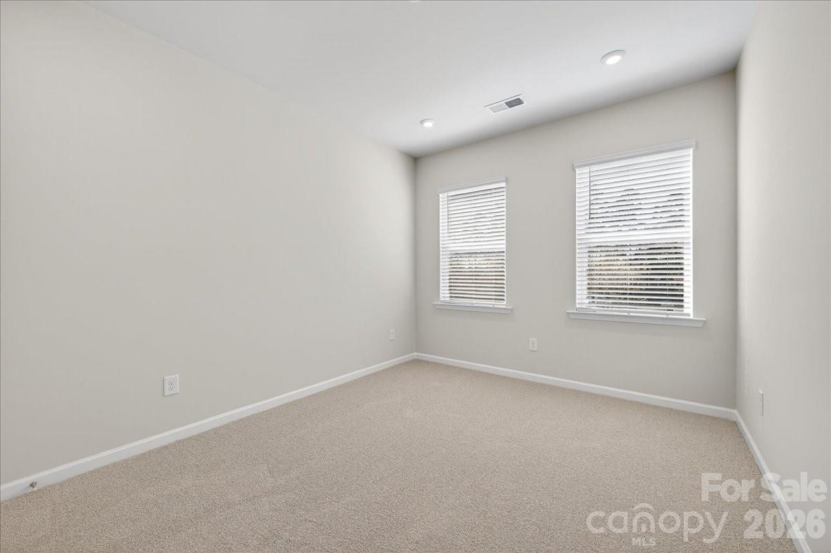 8426 Discovery Lane Charlotte NC 28216