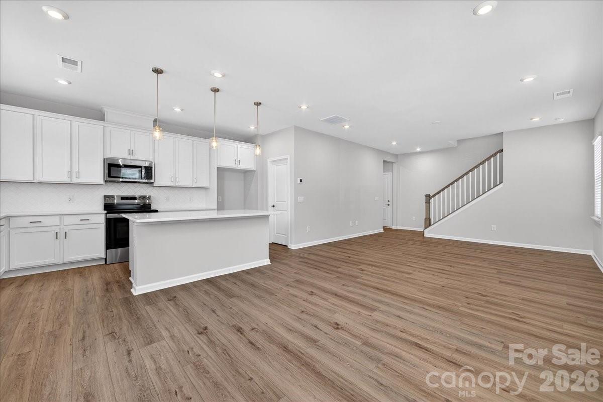8426 Discovery Lane Charlotte NC 28216