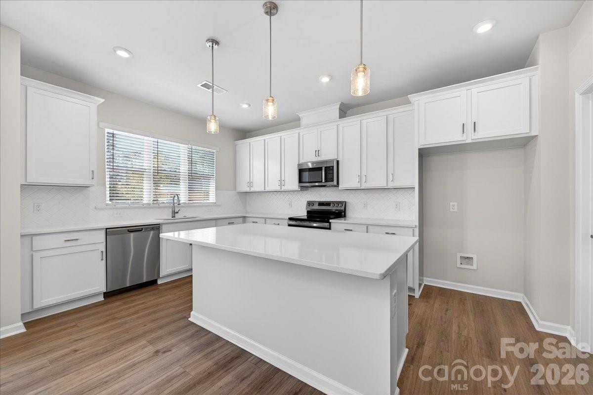 8426 Discovery Lane Charlotte NC 28216