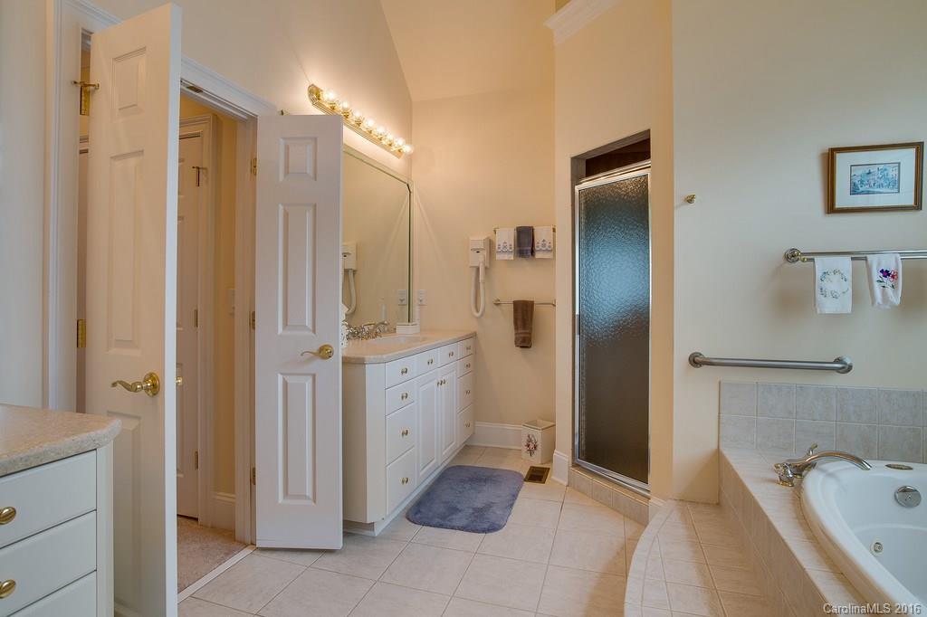 18582 Carnegie Overlook Boulevard Davidson NC 28036