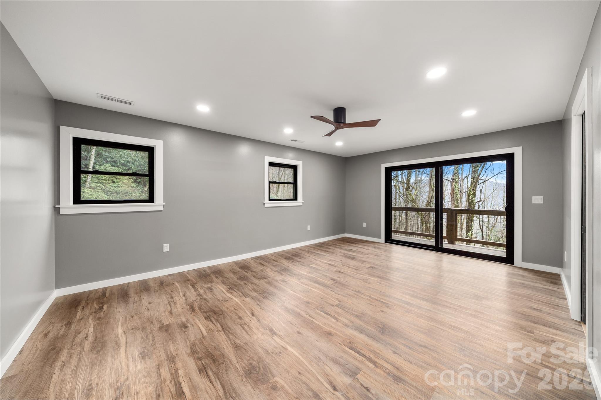 453 Friendly Acres Drive Waynesville NC 28786
