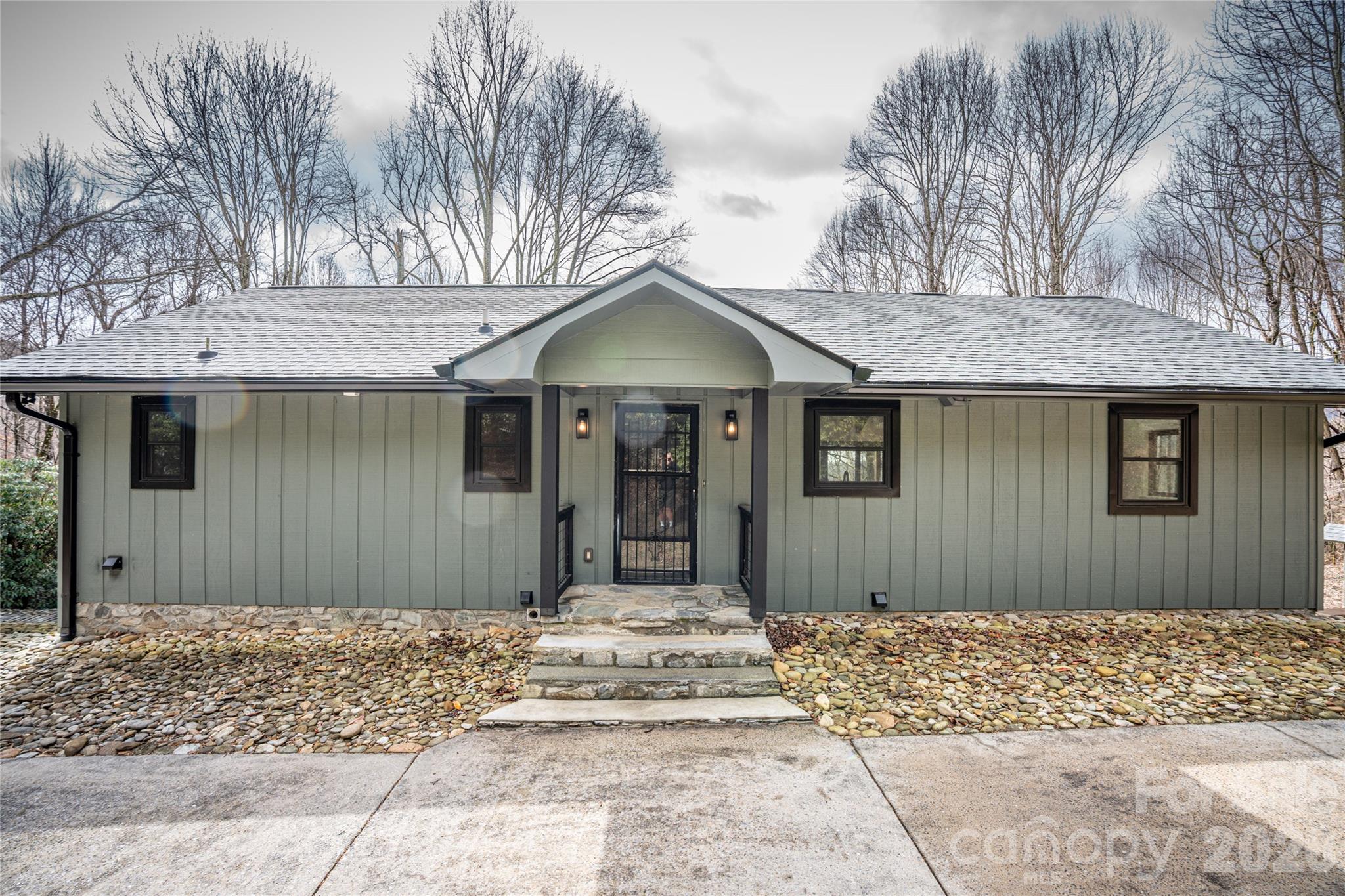 453 Friendly Acres Drive Waynesville NC 28786