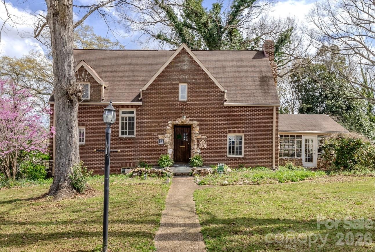 210 N Gaston Street Kings Mountain NC 28086