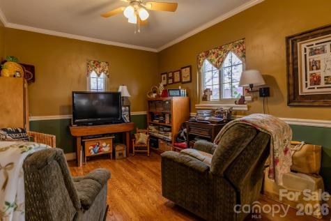 210 N Gaston Street Kings Mountain NC 28086