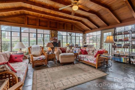 210 N Gaston Street Kings Mountain NC 28086