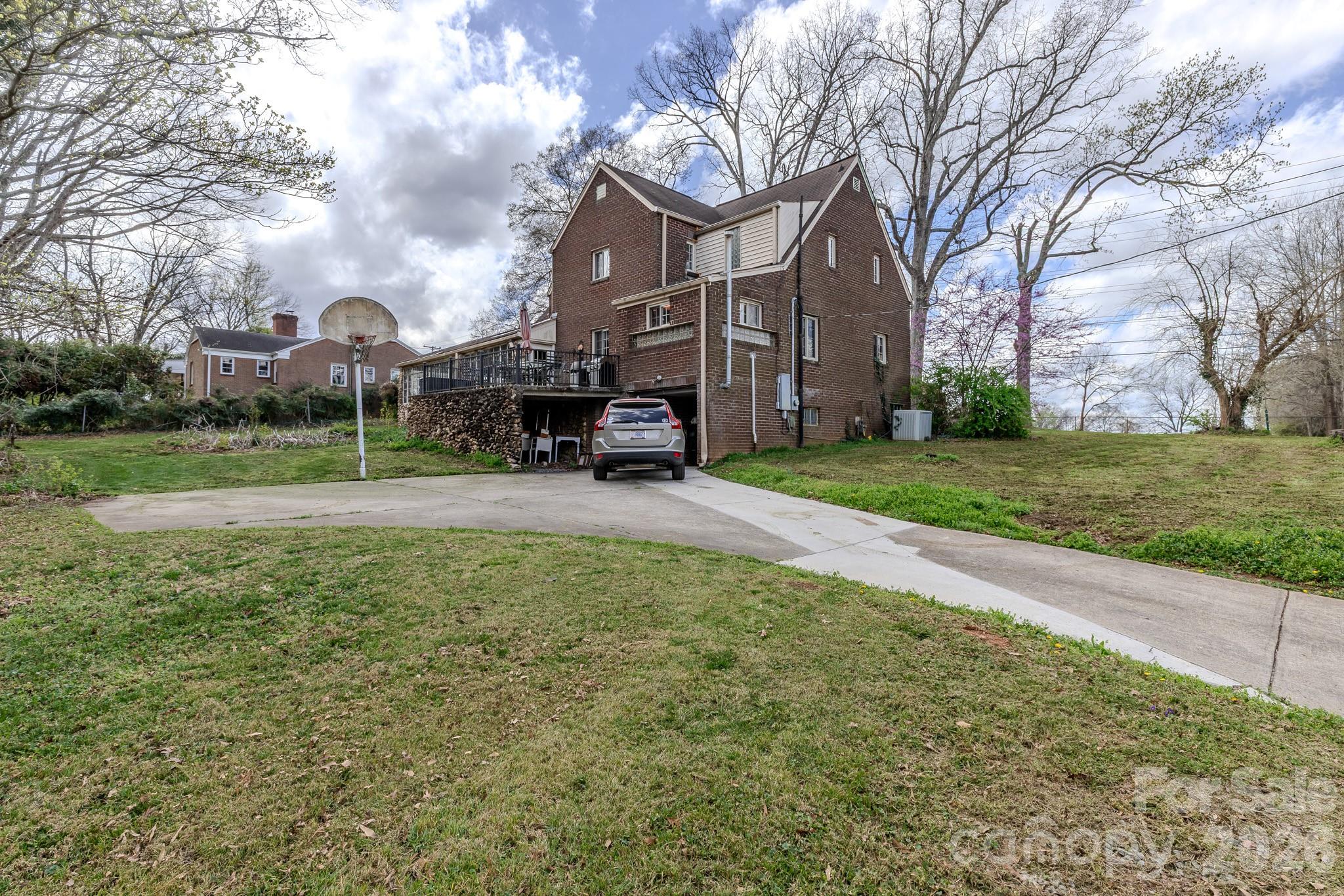 210 N Gaston Street Kings Mountain NC 28086