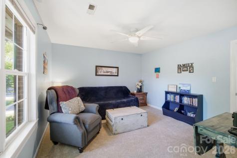 1332 Timberlane Terrace Mooresville NC 28115