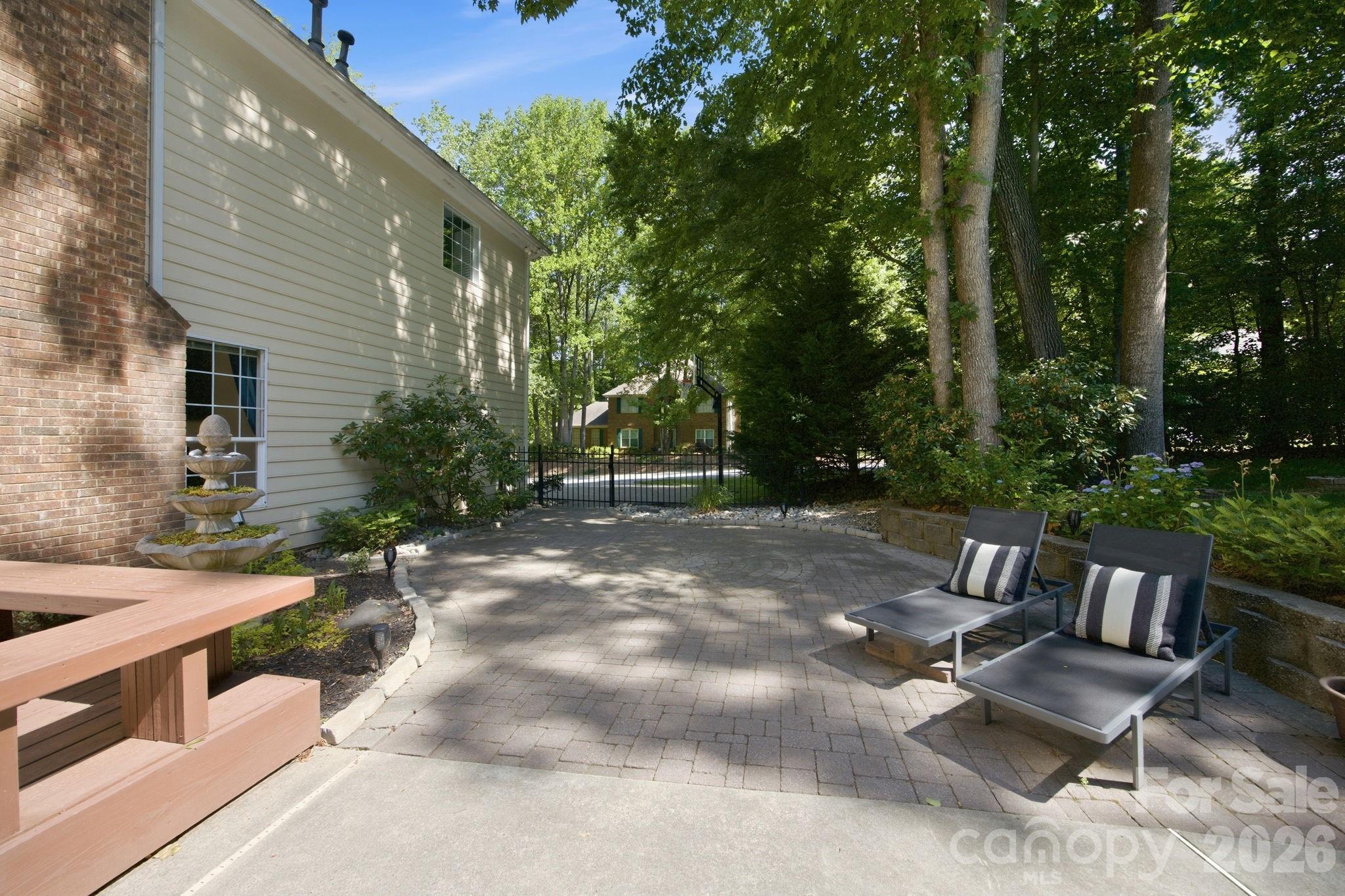 1332 Timberlane Terrace Mooresville NC 28115