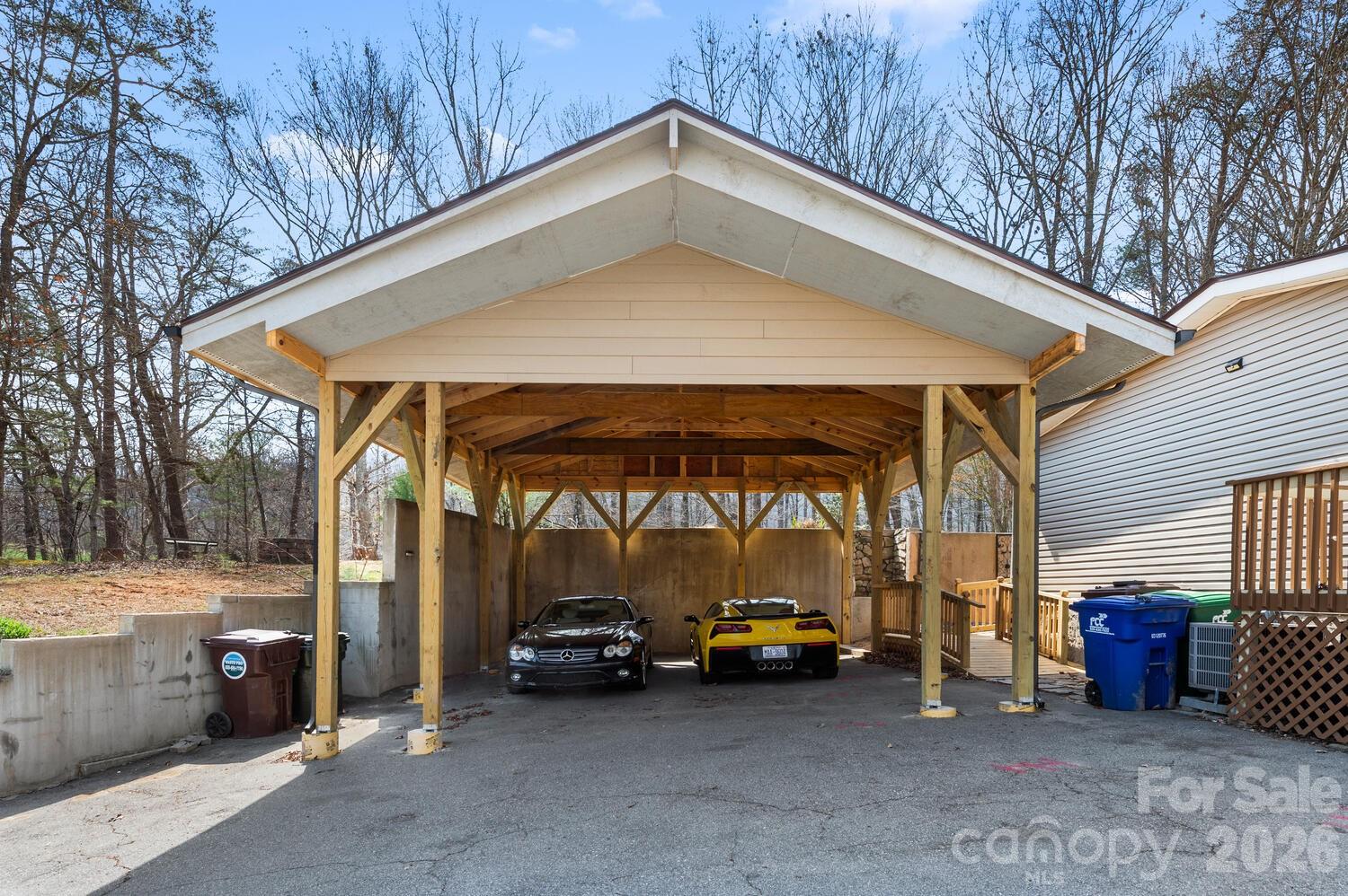 18 Henry White Lane Leicester NC 28748