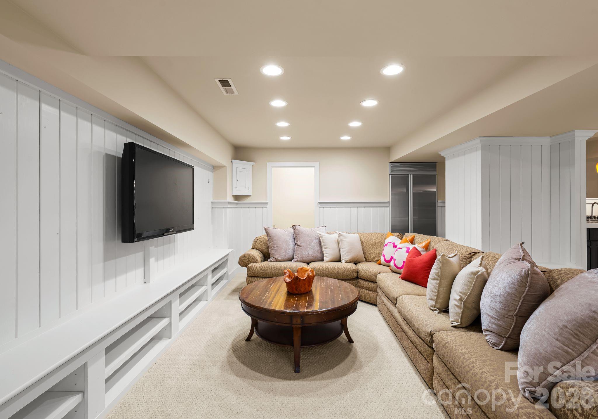 7024 Riesman Lane Charlotte NC 28210