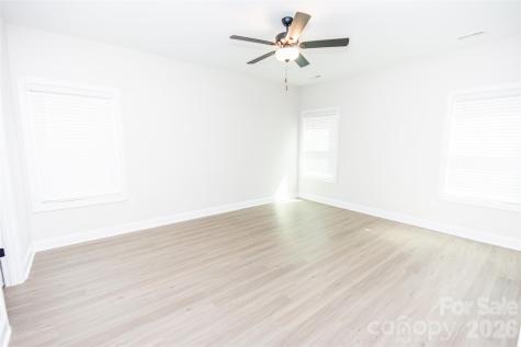 109 Brixham Loop Troutman NC 28166