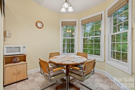 112 Chestnut Lane Hendersonville NC 28792
