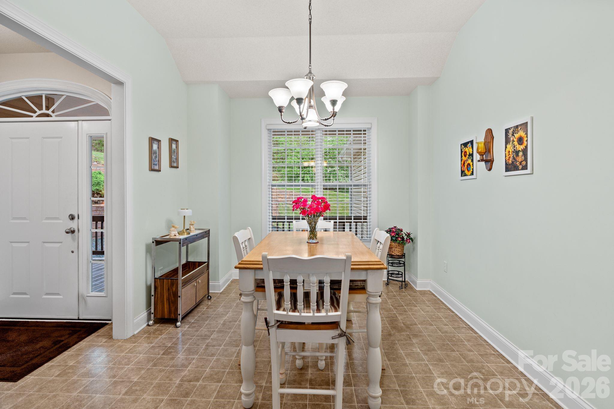 112 Chestnut Lane Hendersonville NC 28792