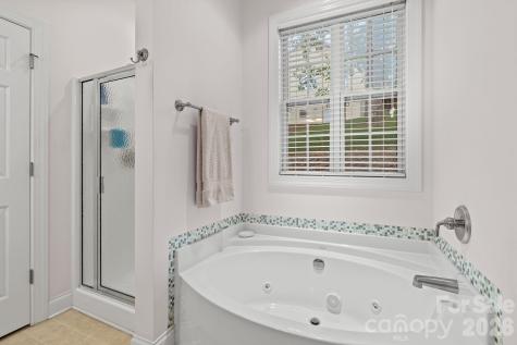 112 Chestnut Lane Hendersonville NC 28792