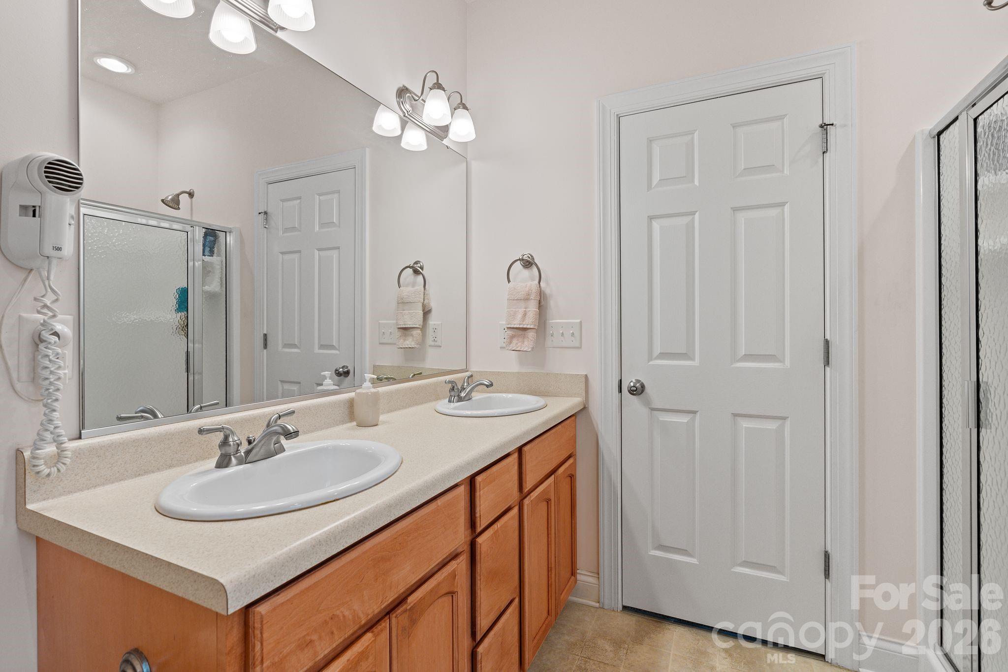 112 Chestnut Lane Hendersonville NC 28792