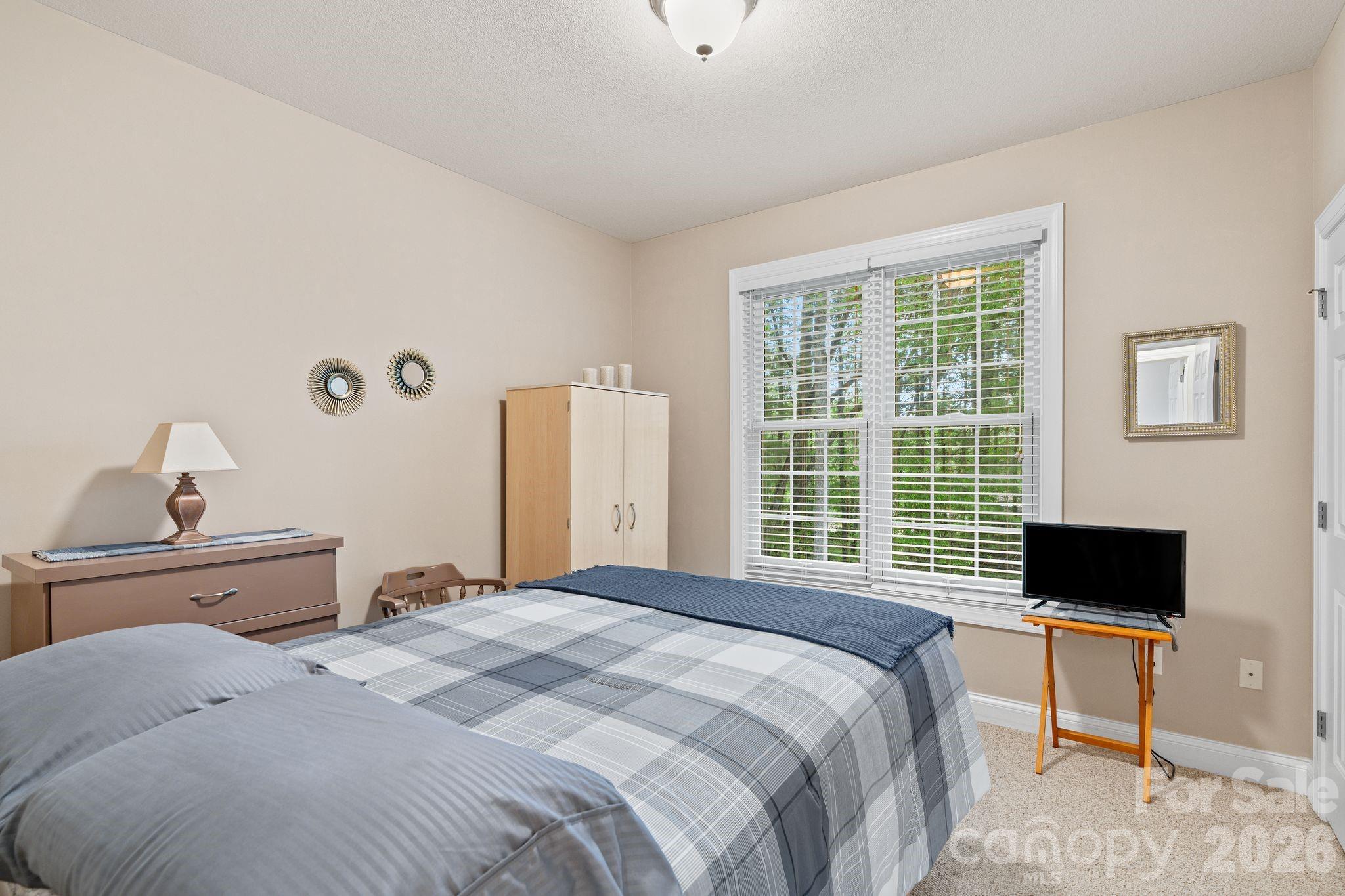 112 Chestnut Lane Hendersonville NC 28792