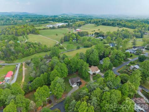 112 Chestnut Lane Hendersonville NC 28792