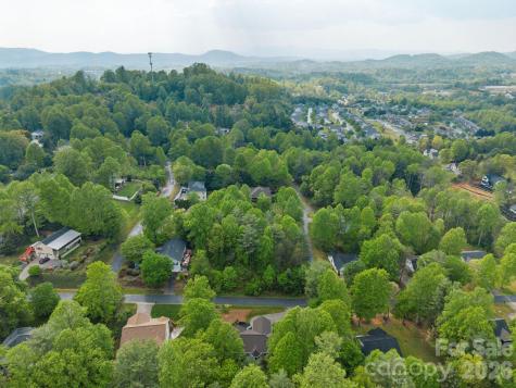 112 Chestnut Lane Hendersonville NC 28792