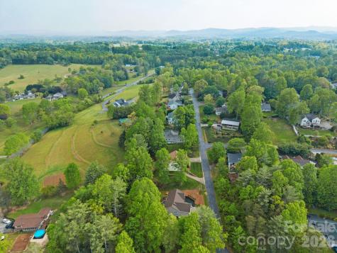 112 Chestnut Lane Hendersonville NC 28792