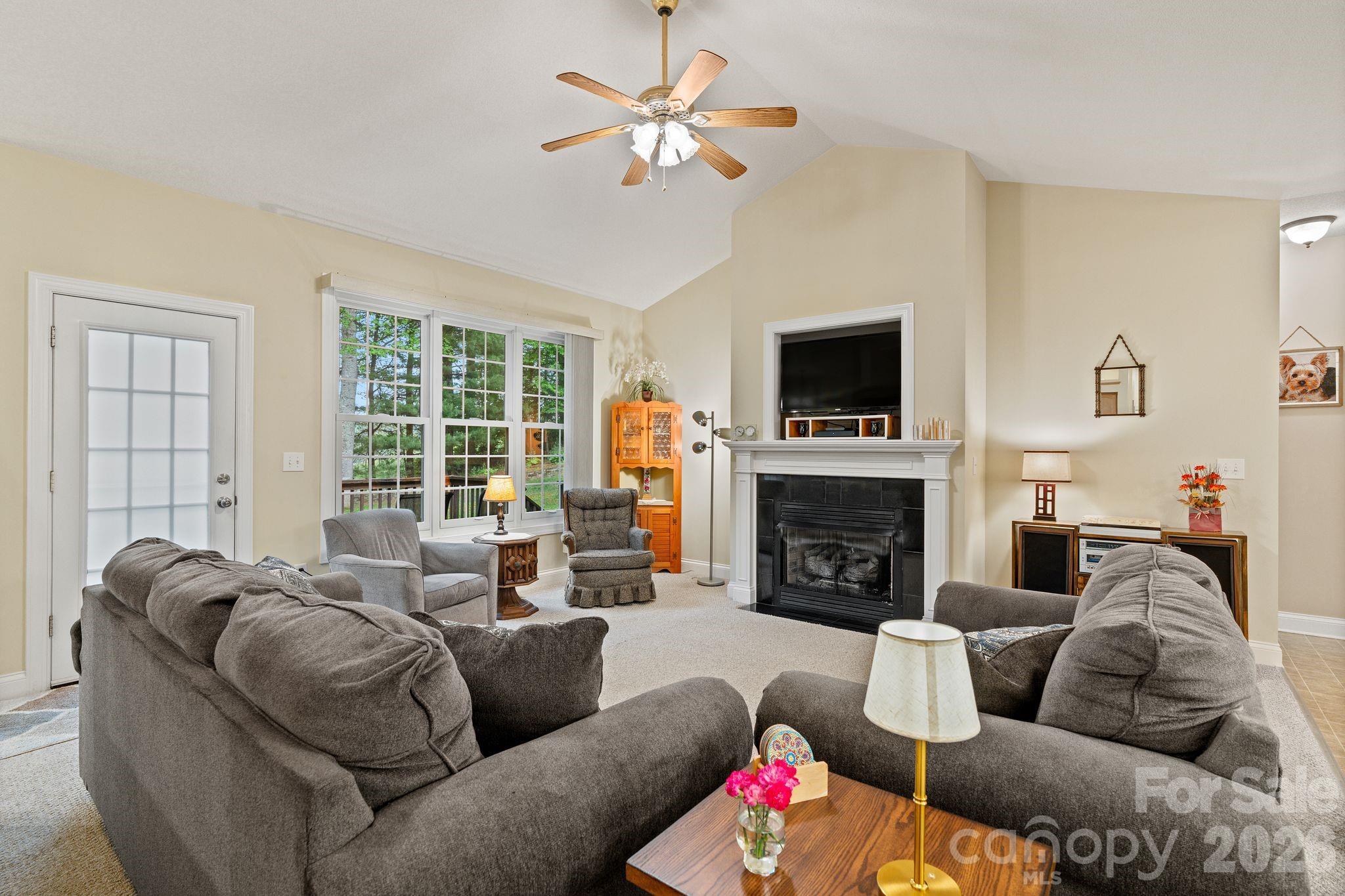 112 Chestnut Lane Hendersonville NC 28792