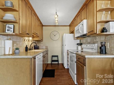 125 Townhouse Drive Burnsville NC 28714