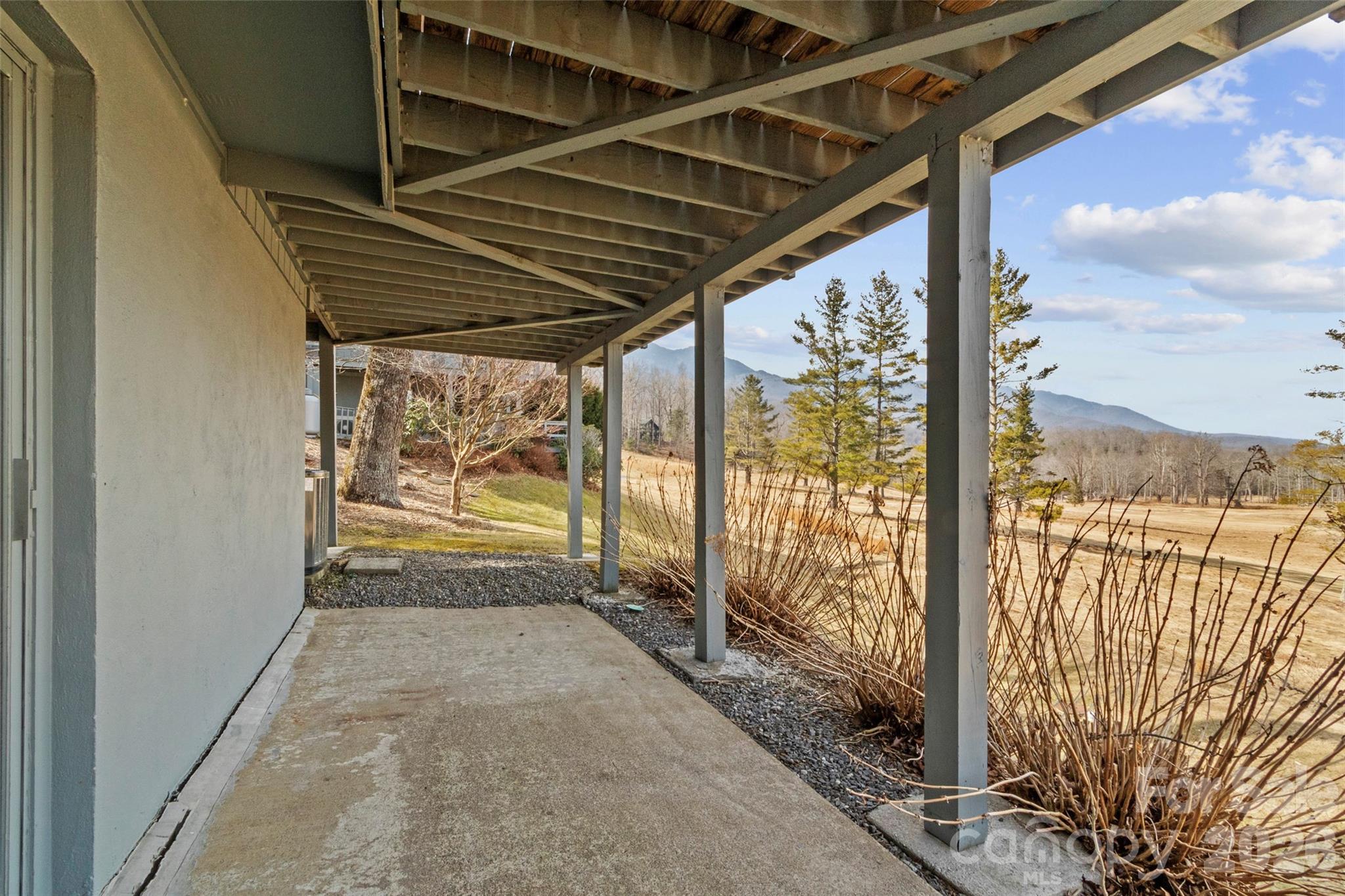 125 Townhouse Drive Burnsville NC 28714