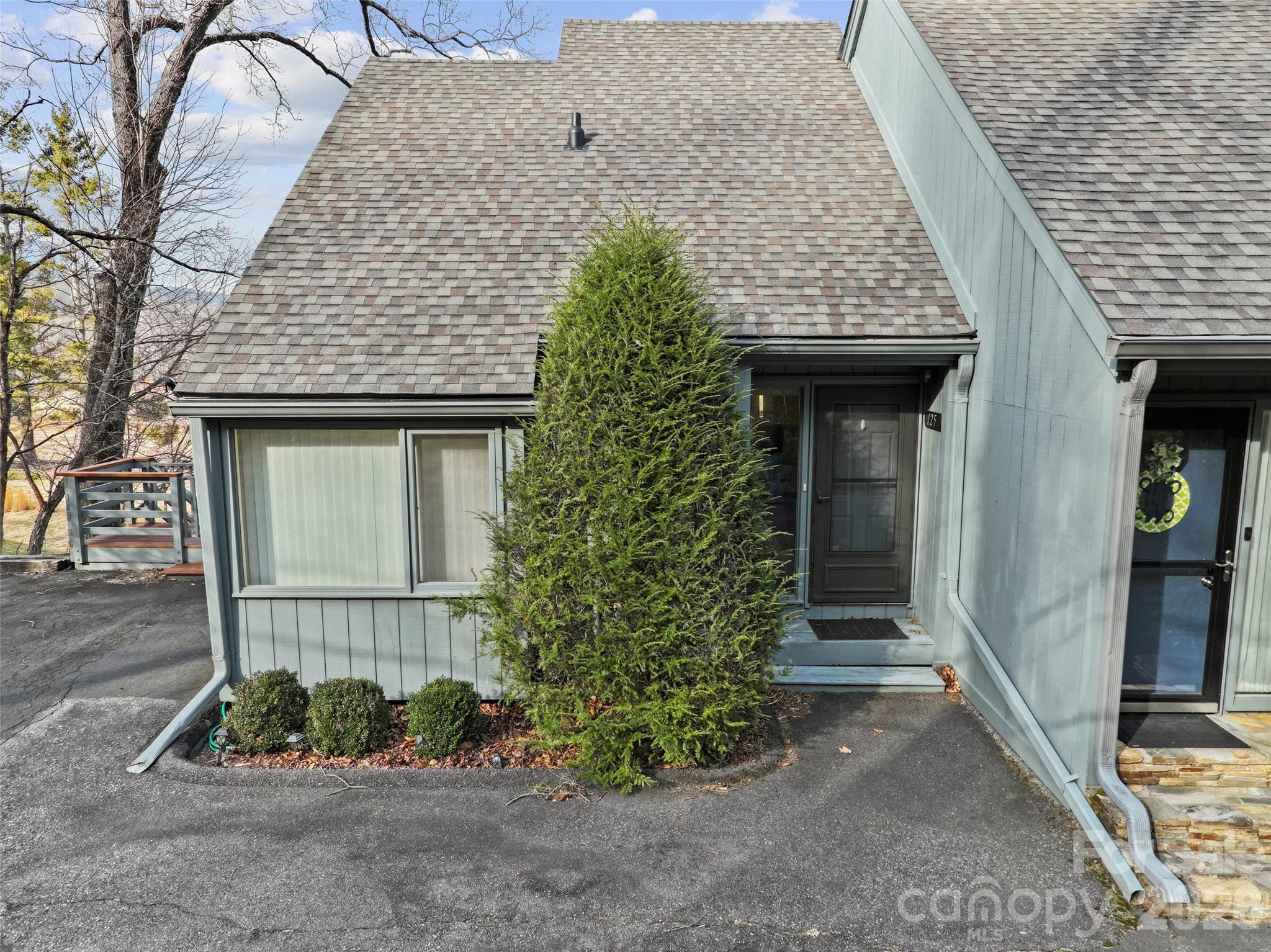 125 Townhouse Drive Burnsville NC 28714
