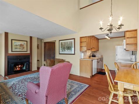 125 Townhouse Drive Burnsville NC 28714