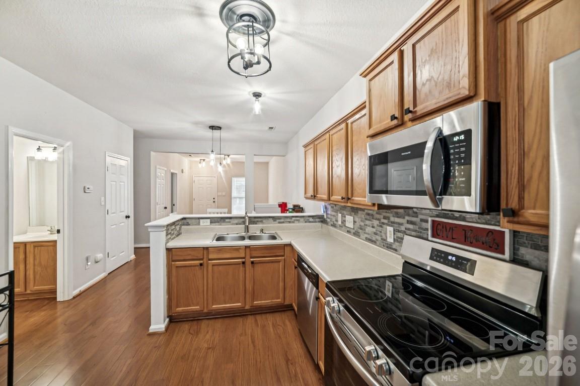 2731 Meadow Knoll Drive Charlotte NC 28269