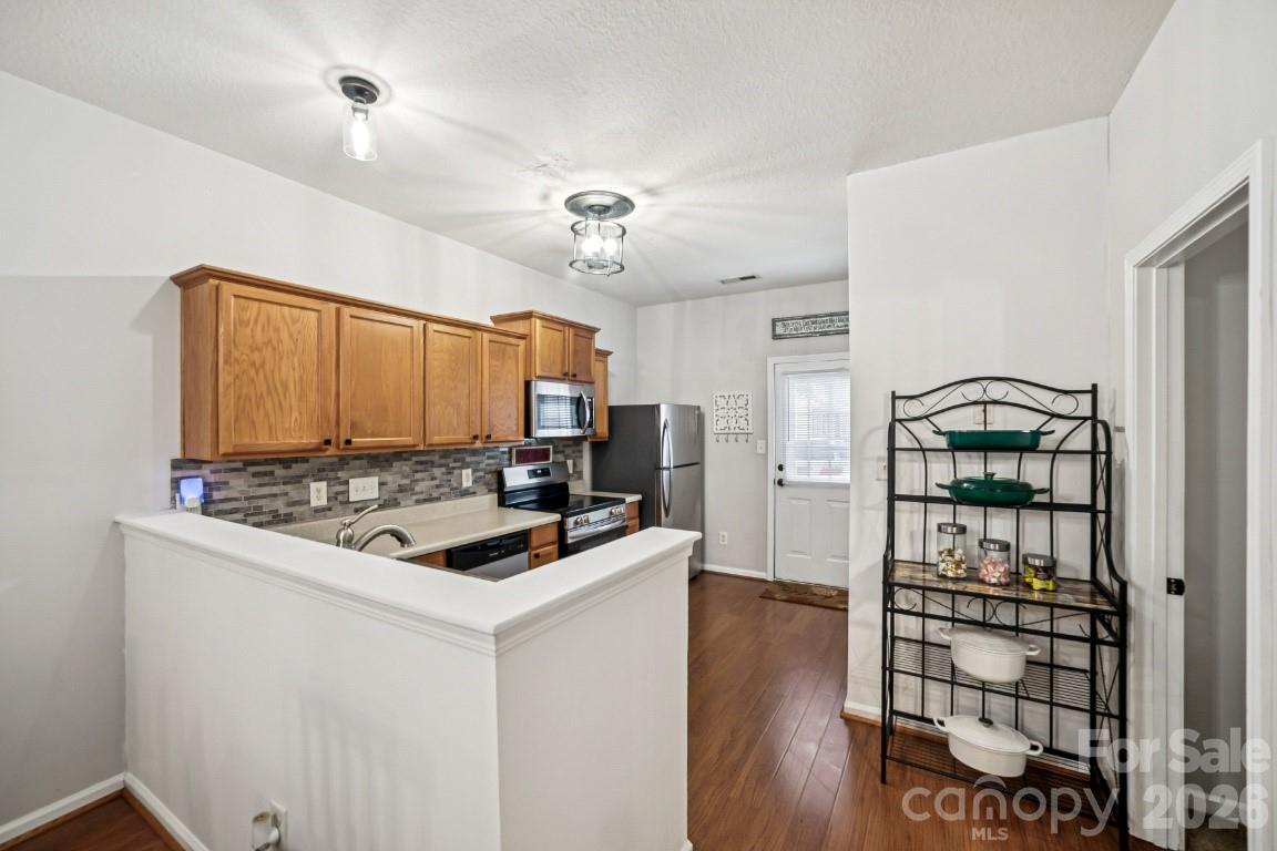 2731 Meadow Knoll Drive Charlotte NC 28269