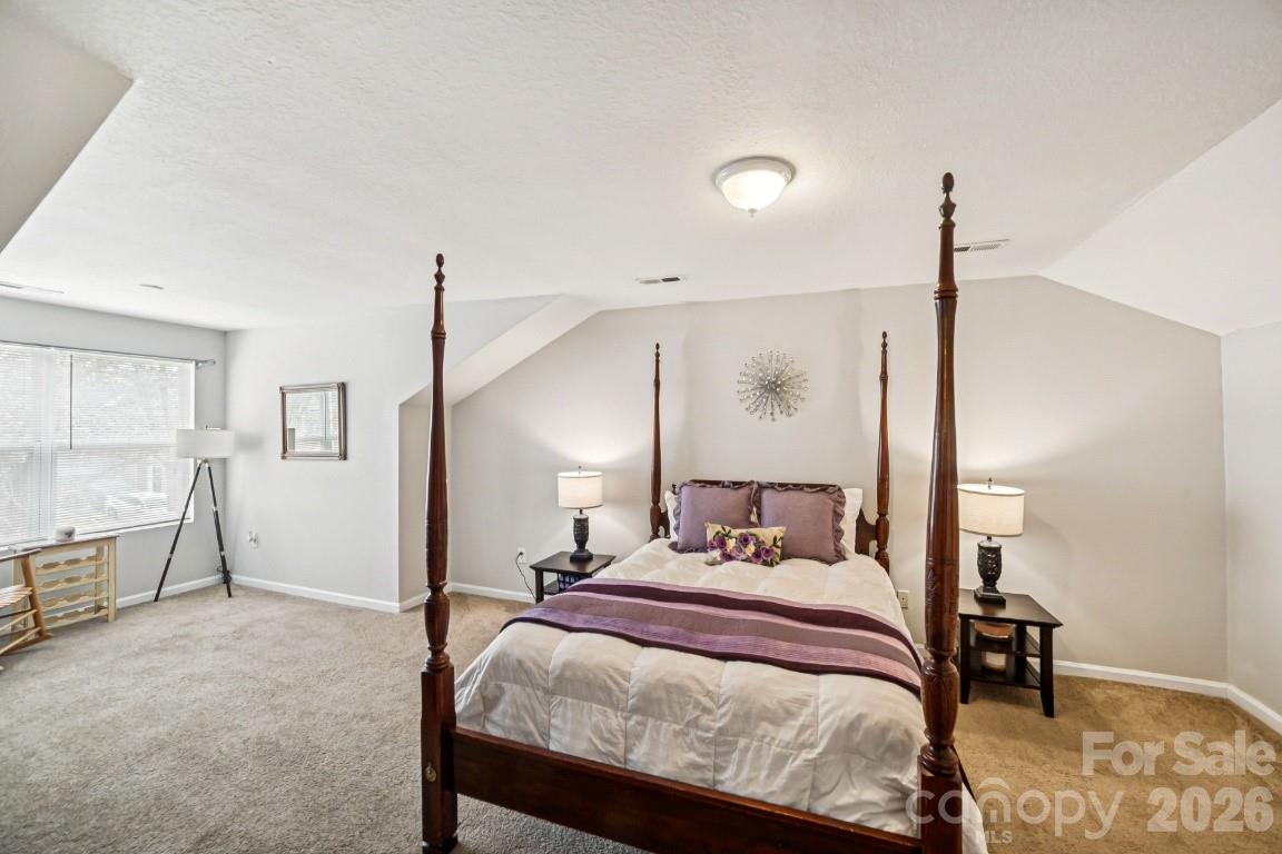 2731 Meadow Knoll Drive Charlotte NC 28269