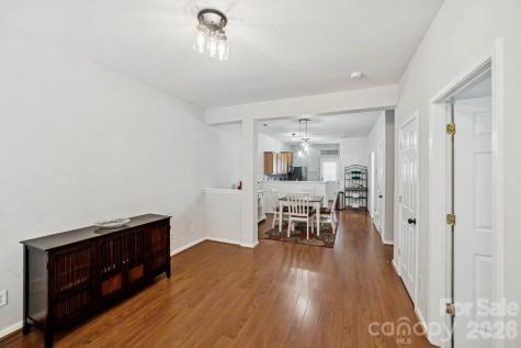 2731 Meadow Knoll Drive Charlotte NC 28269