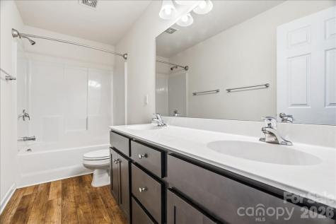 226 Cardwell Lane Fletcher NC 28732