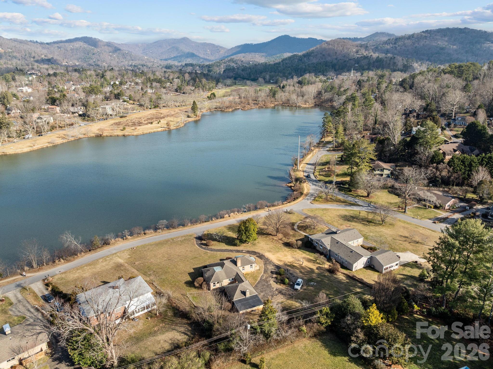 21 Edgewater Lane Asheville NC 28804