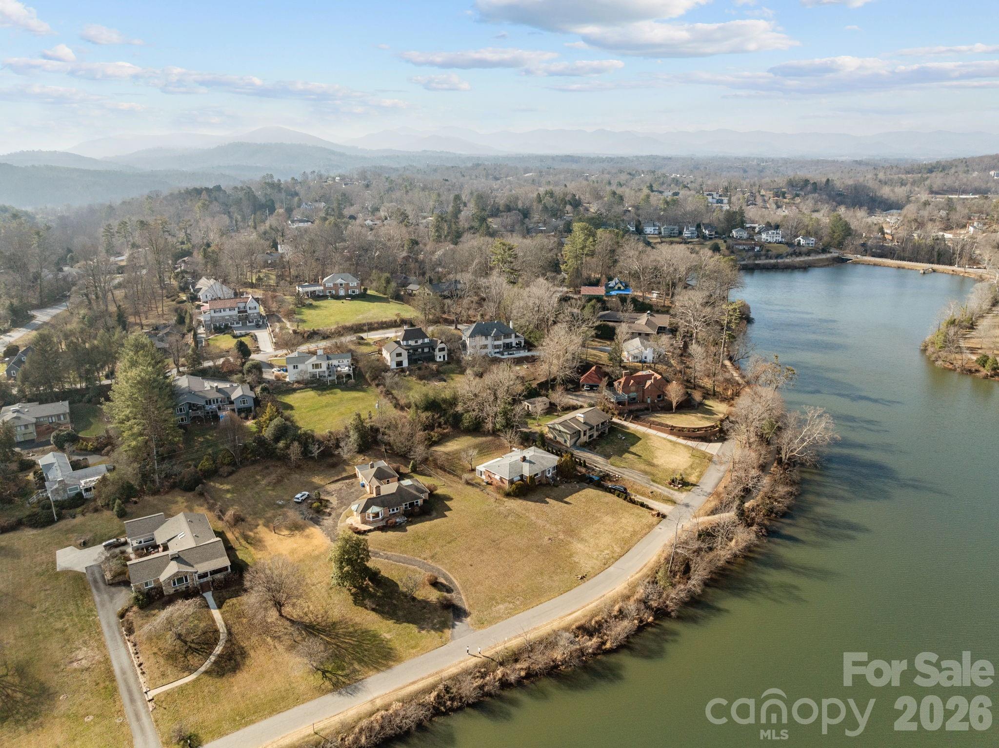 21 Edgewater Lane Asheville NC 28804