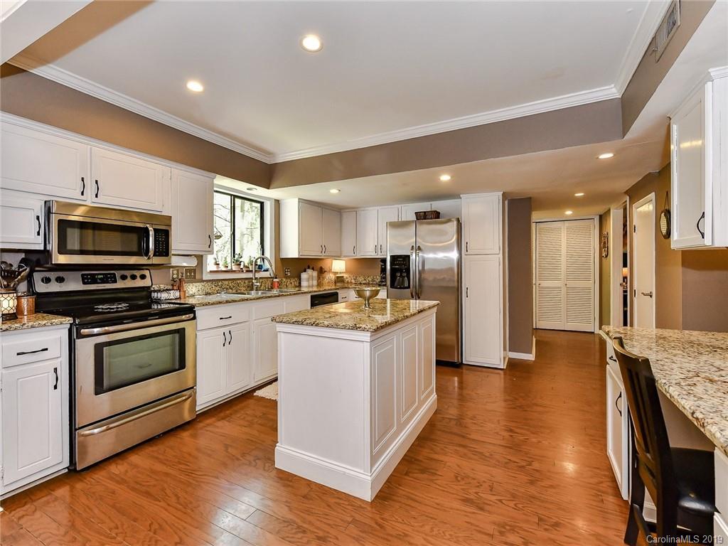 6901 Valley Haven Drive Charlotte NC 28211
