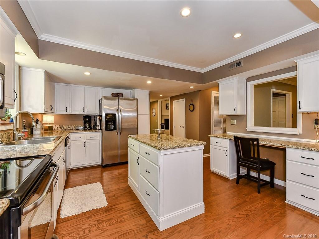 6901 Valley Haven Drive Charlotte NC 28211