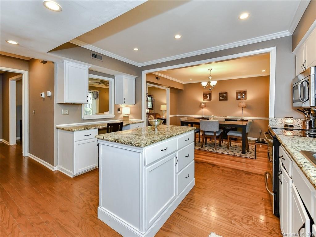 6901 Valley Haven Drive Charlotte NC 28211