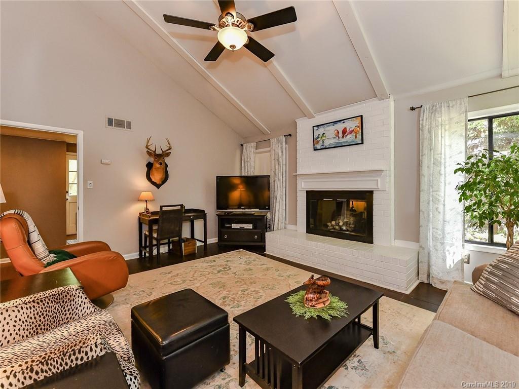 6901 Valley Haven Drive Charlotte NC 28211