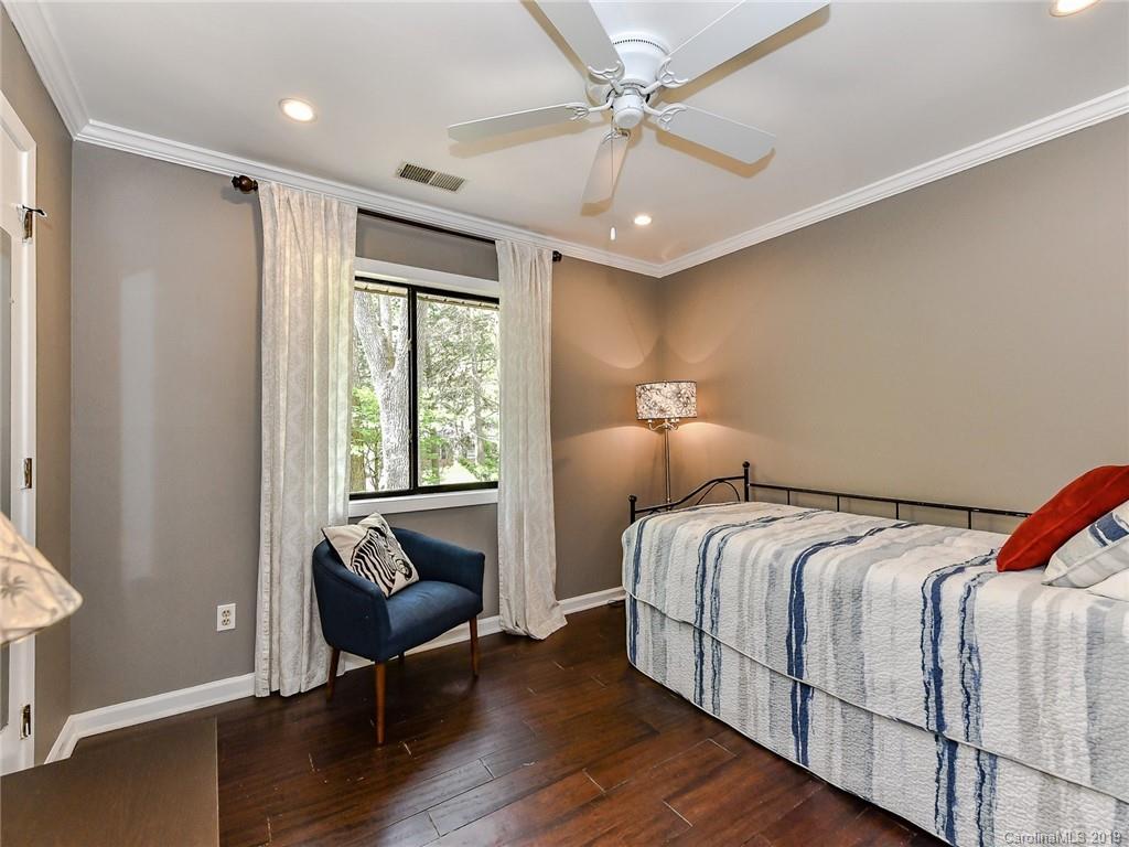 6901 Valley Haven Drive Charlotte NC 28211