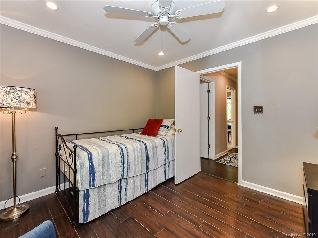 6901 Valley Haven Drive Charlotte NC 28211