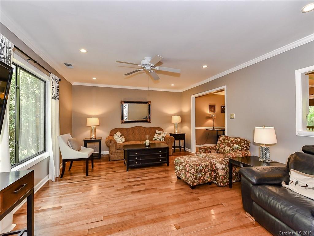 6901 Valley Haven Drive Charlotte NC 28211