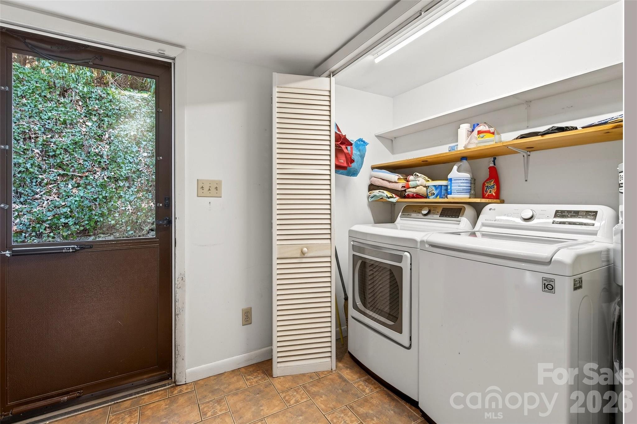 951,953,955,959 Nc 9 Highway Black Mountain NC 28711