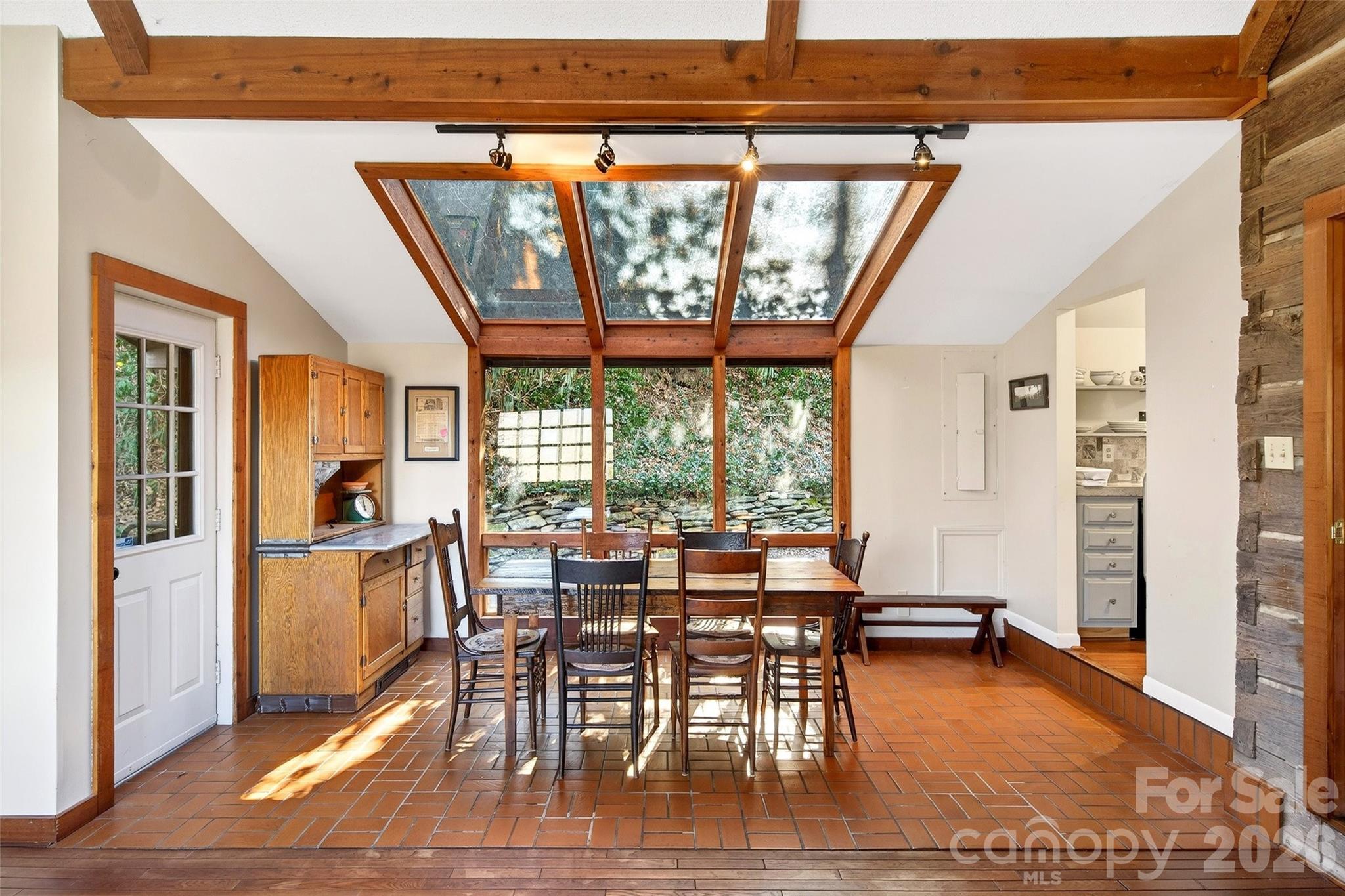 951,953,955,959 Nc 9 Highway Black Mountain NC 28711