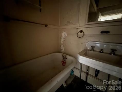 24 Dysart Street Asheville NC 28806