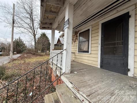 24 Dysart Street Asheville NC 28806