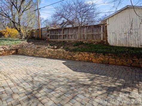 9 S Woodward Avenue Asheville NC 28804